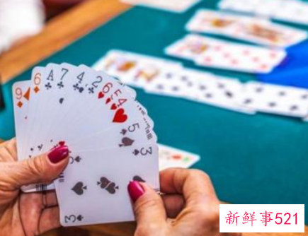 梦见打扑克牌牌很好是什么意思