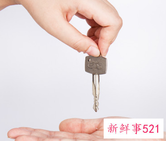 已婚女人梦见用钥匙开门