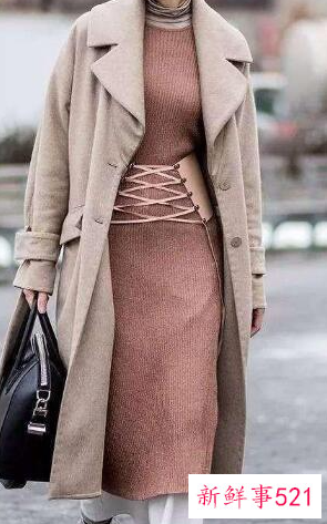 针织连衣裙搭配什么外套