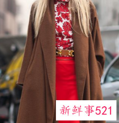 红色长裙配什么上衣