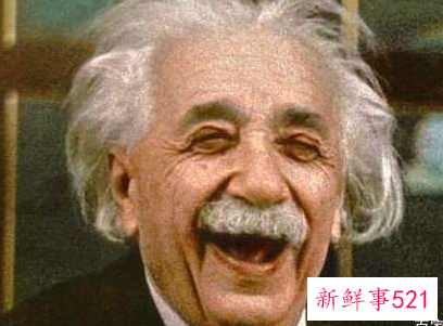 名人爱因斯坦早产