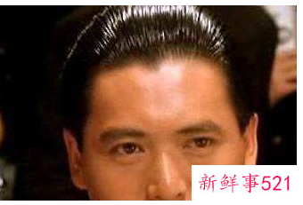 短头发男配西服