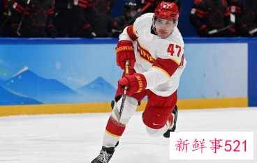 世锦赛中国男冰首战大胜，闫俊丞上演“大四喜”