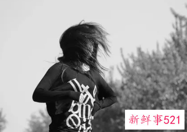 女人梦见风吹自己有点冷