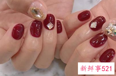 手粗手黑适合什么美甲