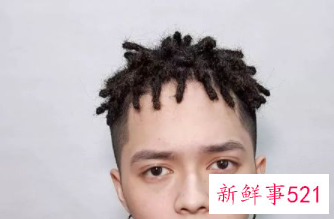 男生染什么颜色显白