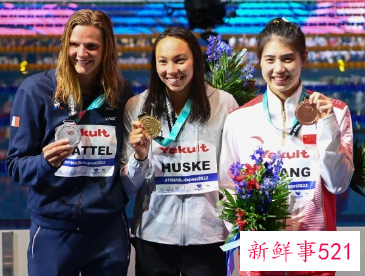 张雨霏世锦赛100米蝶泳摘铜，将冲击200米蝶泳金牌