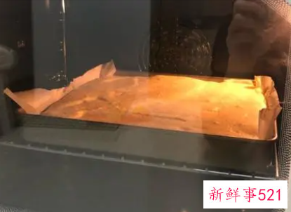 烤箱总有糊味新烤箱第一次怎么空烤