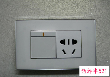 怎样拆开关面板