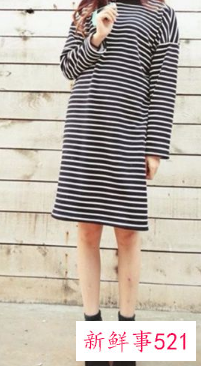 白色渔夫帽配什么衣服