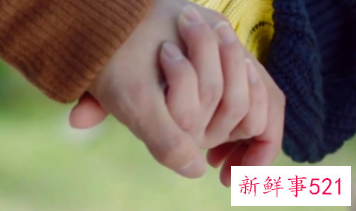 牵手一生下一句