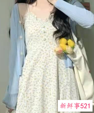 休闲套裙配什么外套