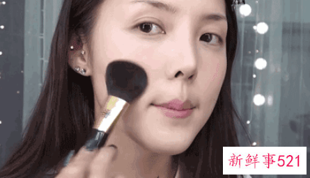 如何拍出好看的证件照