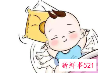 婴儿睡觉使劲扭动哼唧
