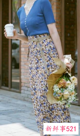 宽松的衣服好还是紧身的好