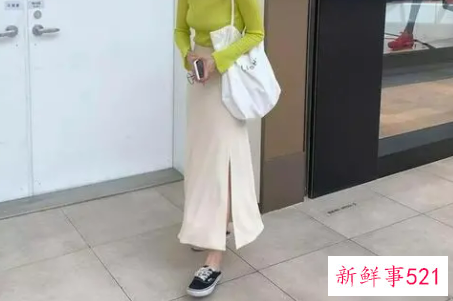 穿裙子不能配什么鞋子