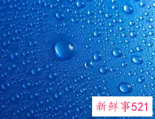 喜欢蓝色的女人是什么样的