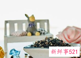 黑枸杞的功效与作用及正确的食用方法