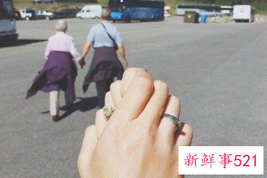 跟心爱的人表白该怎么说