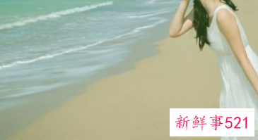 海边照相穿什么颜色衣服好看