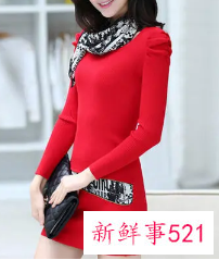 红色连衣裙配什么丝巾