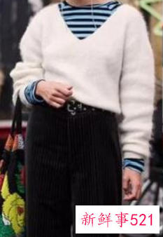 灯芯绒裤子配什么衣服