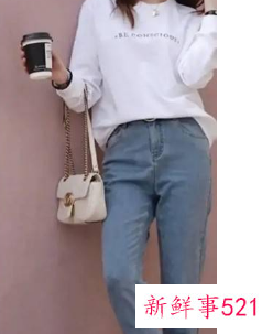 50岁女人如何穿搭减龄