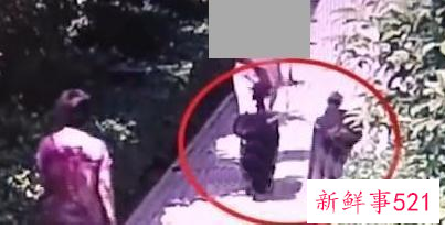 小莉忍不住落泪只因没帮到她