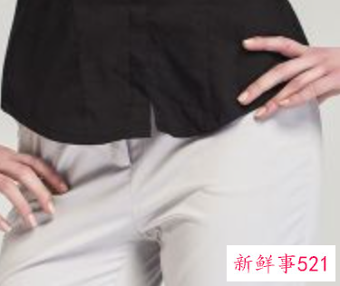 女式黑色衬衫怎么搭配