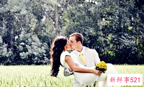 40岁女人对男人有好感的表现