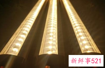 led灯白光是不是比暖光亮