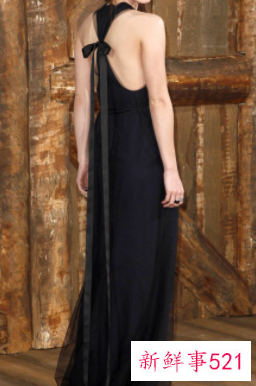 过膝裙搭配什么鞋子