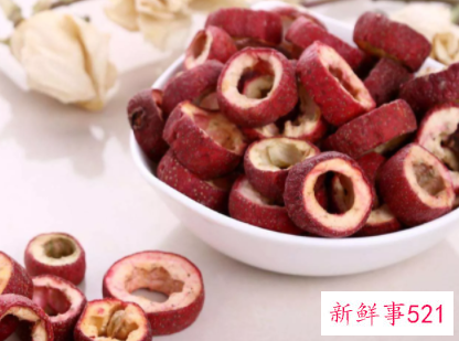 玫瑰花山楂片泡水的功效