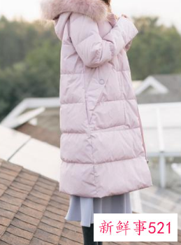 冬天长裙怎么搭配羽绒服