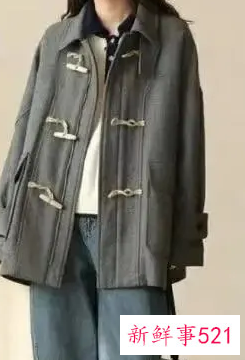 矮个子穿宽松衣服丑吗