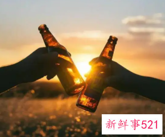 跟刚加微信的女孩聊天聊什么