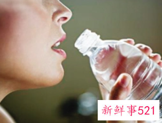 上班族每天喝多少水最好