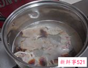 青红萝卜香螺汤