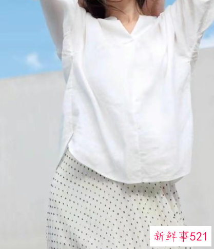 宽松的衣服好还是紧身的好