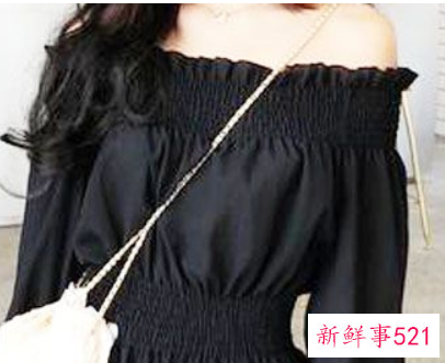 一字领衣服怎么搭配好看