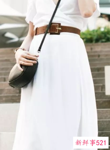 白色裙子显胖吗