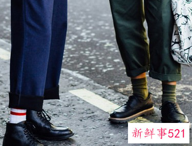 男士皮鞋穿什么袜子