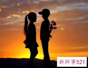 跟刚加微信的女孩聊天聊什么