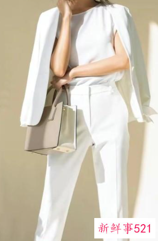 宽松的衣服好还是紧身的好