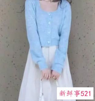 白色半身裙的穿搭