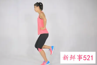 单脚站立的正确姿势