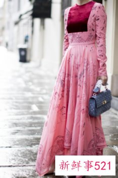 过膝裙搭配什么鞋子