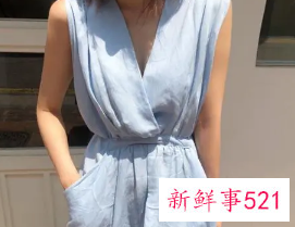 v领和圆领哪个显年轻