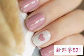 如何卸掉光疗延长甲