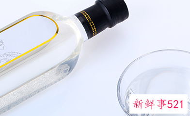 改善头发干枯毛躁偏方